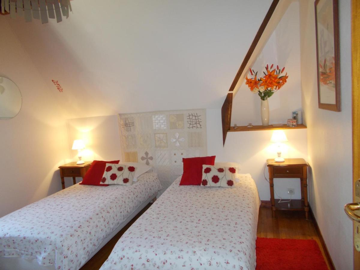 Les Ajoncs Bed & Breakfast พลูเกรส์ซองต์ ภายนอก รูปภาพ